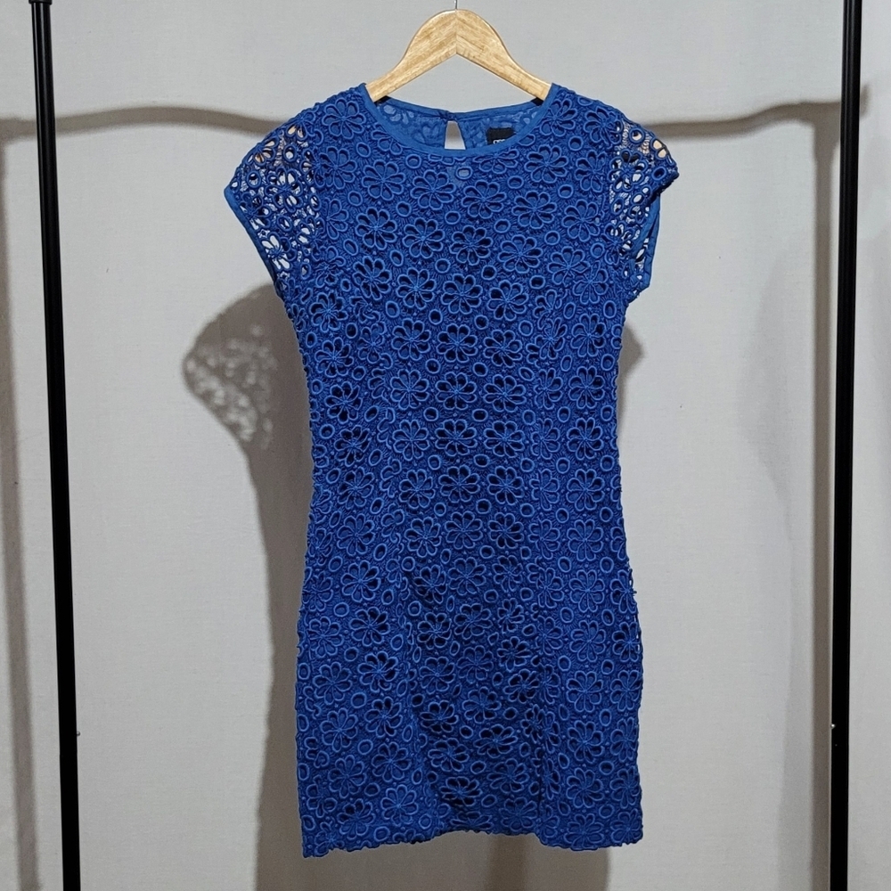 ASOS dress blue crochet summer flowers floral pattern cotton feminine size 2 XS